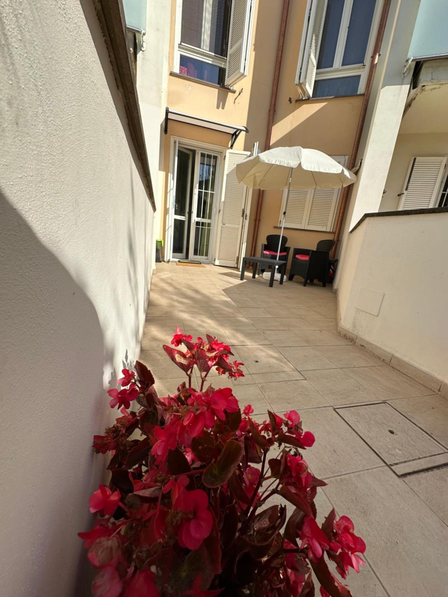 Hotel La Kasina Livorno Zewnętrze zdjęcie